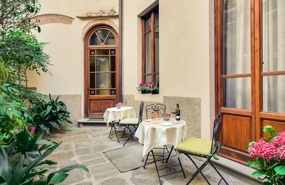 Guest House Morandi-1