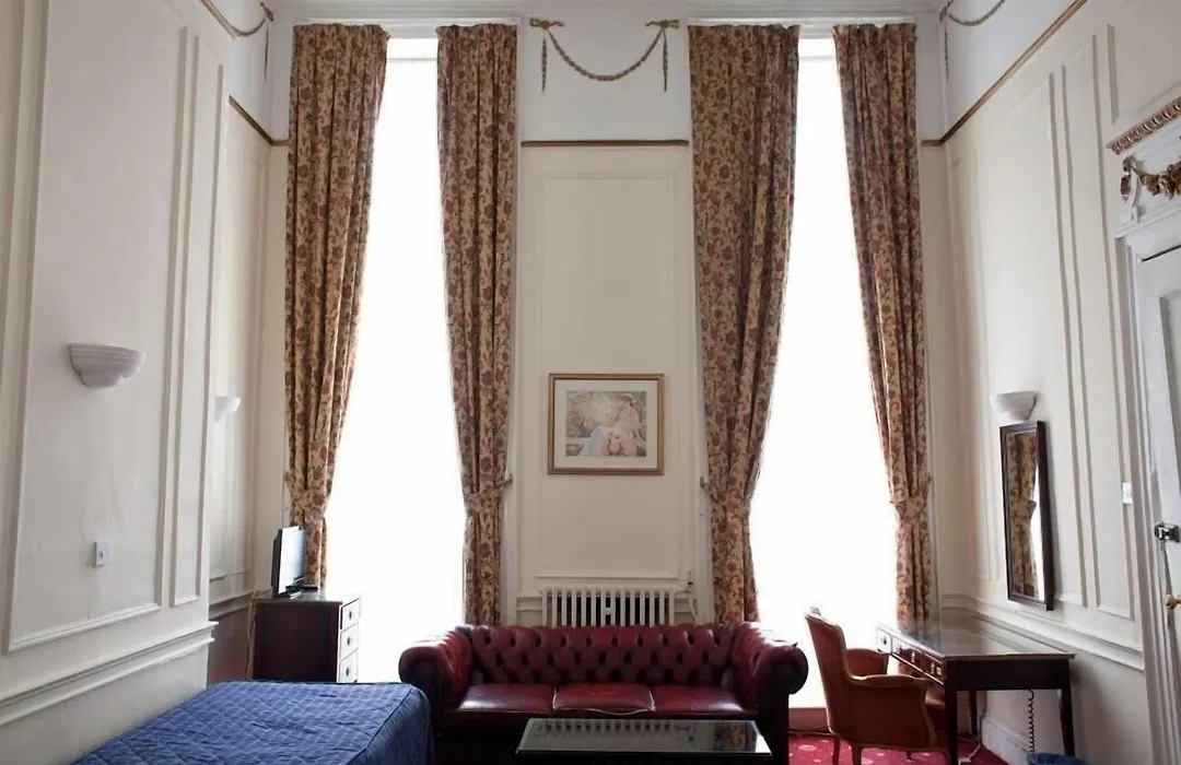 Rose Court Hotel-1