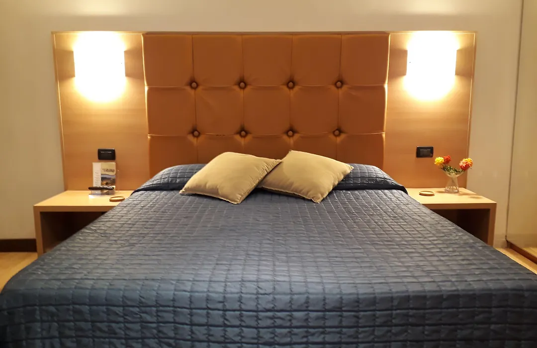 Residenza Cola Di Rienzo - Suite In Rome-1