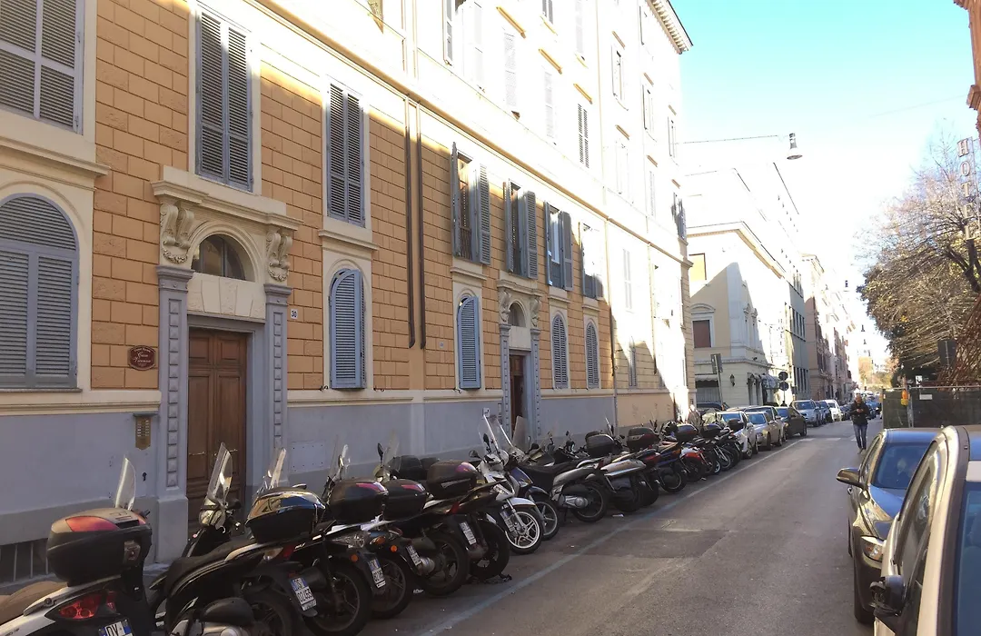 Guest House Casa Vicenza Roma-1