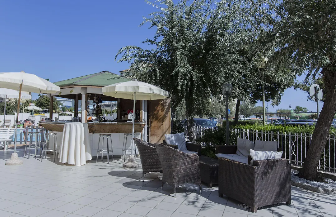 Hotel Silver-1