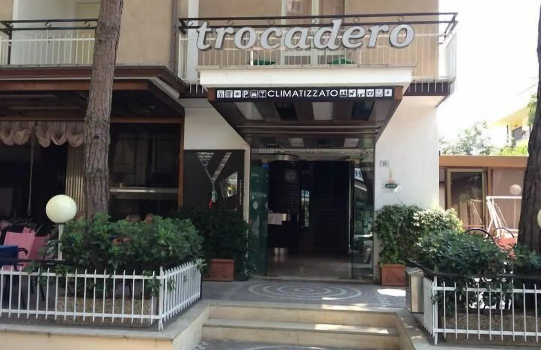Hotel Trocadero-1