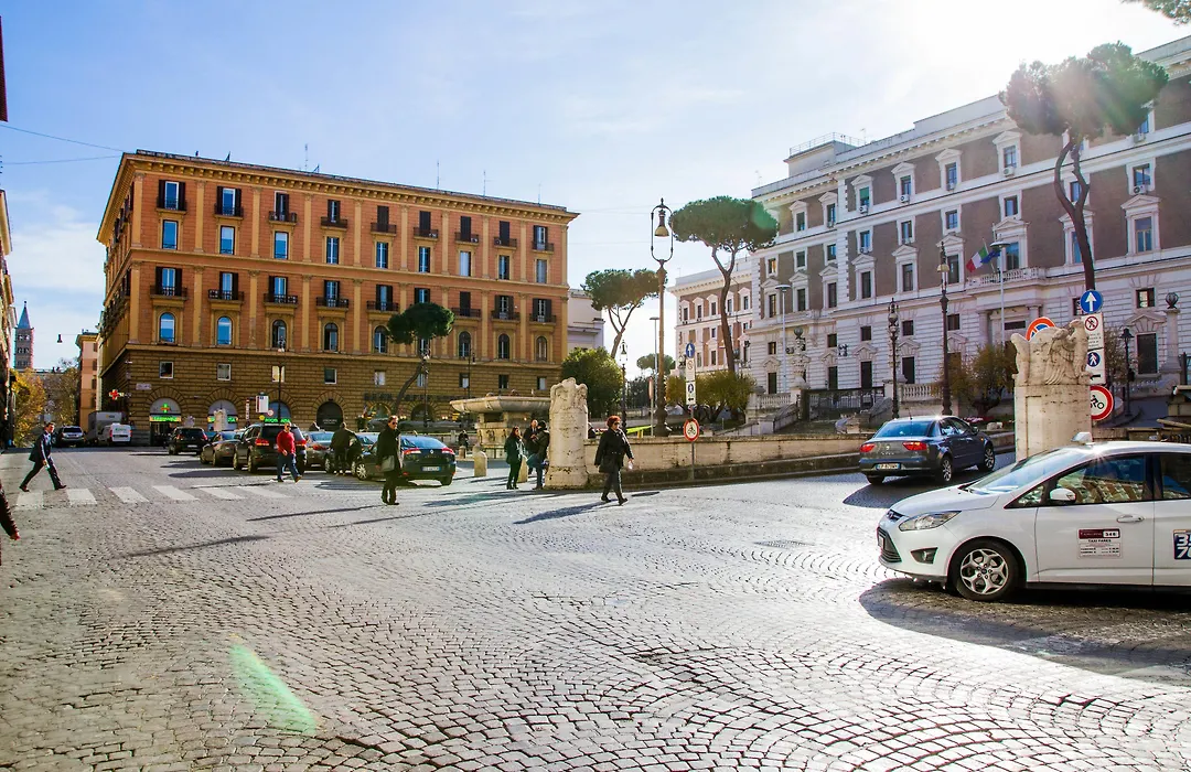 Hotel Mosaic Central Rome-1