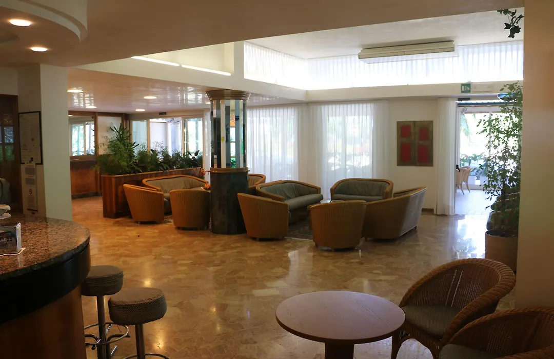 Hotel Smeraldo-1
