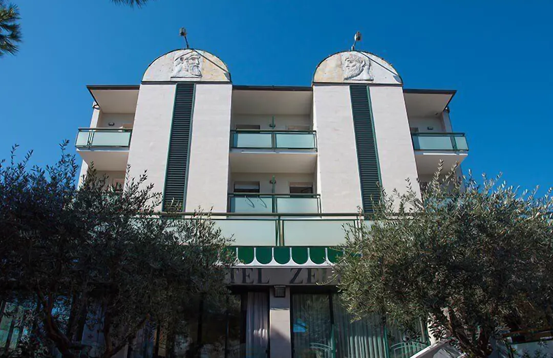 Hotel Zeus-1