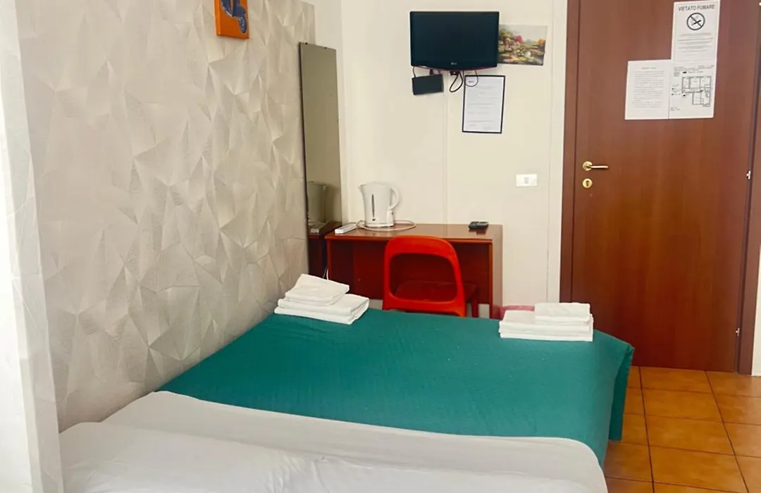 Meltin' Rome Guest House-1