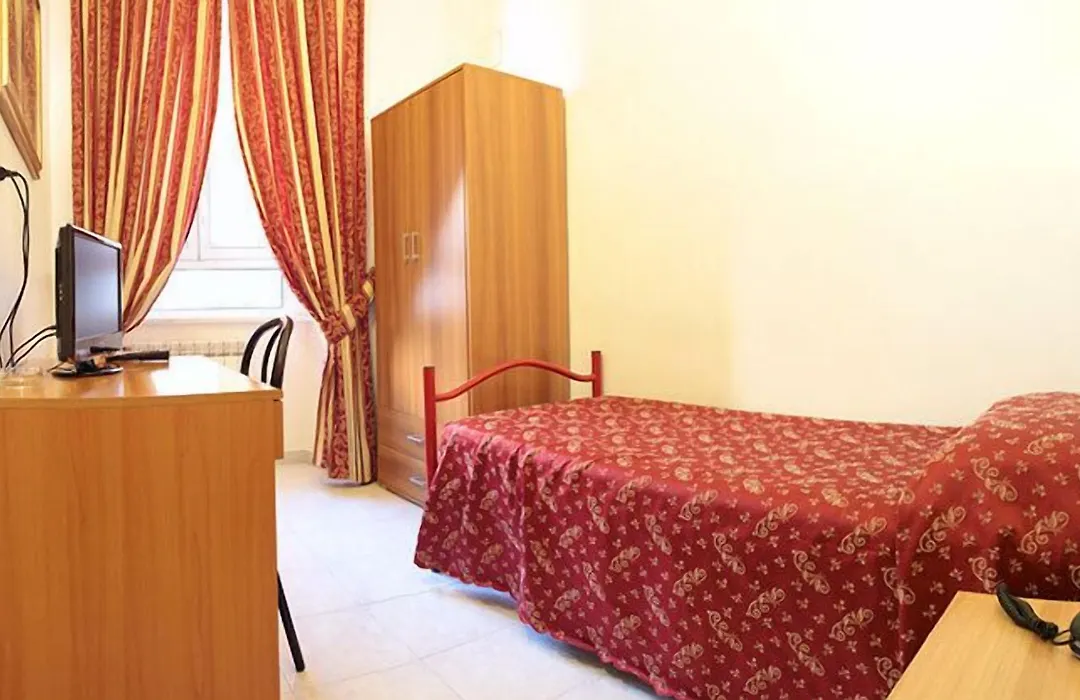 Hotel Euro Quiris-1
