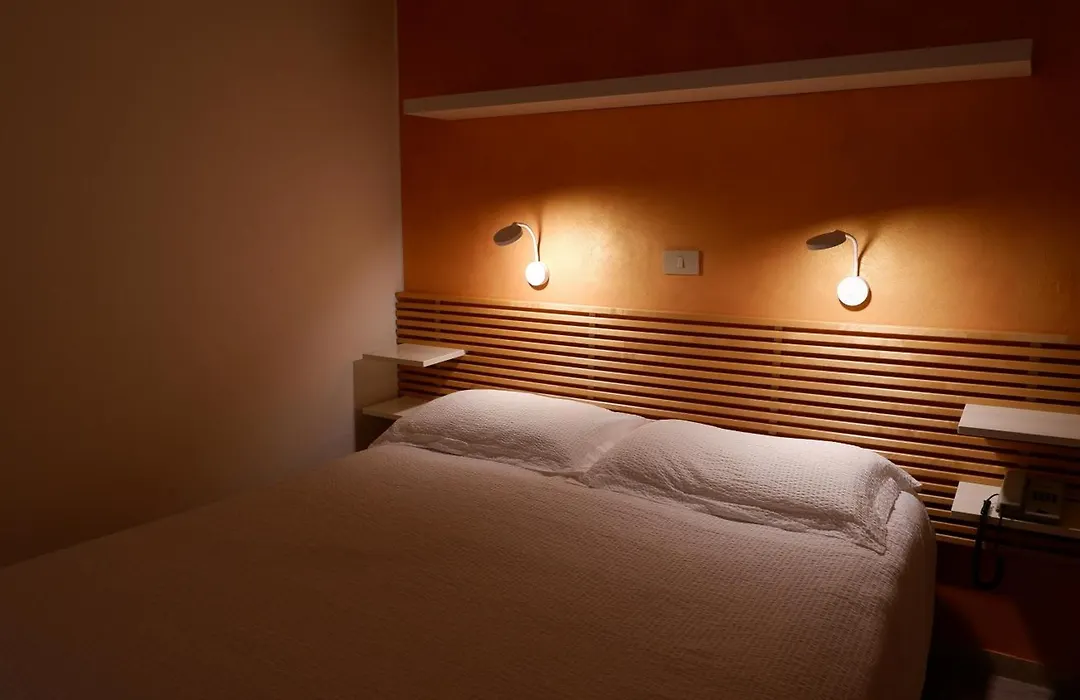 Hotel Venezuela-1