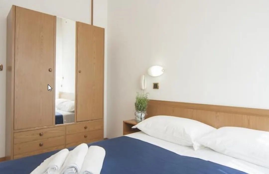 Hotel Manola-1
