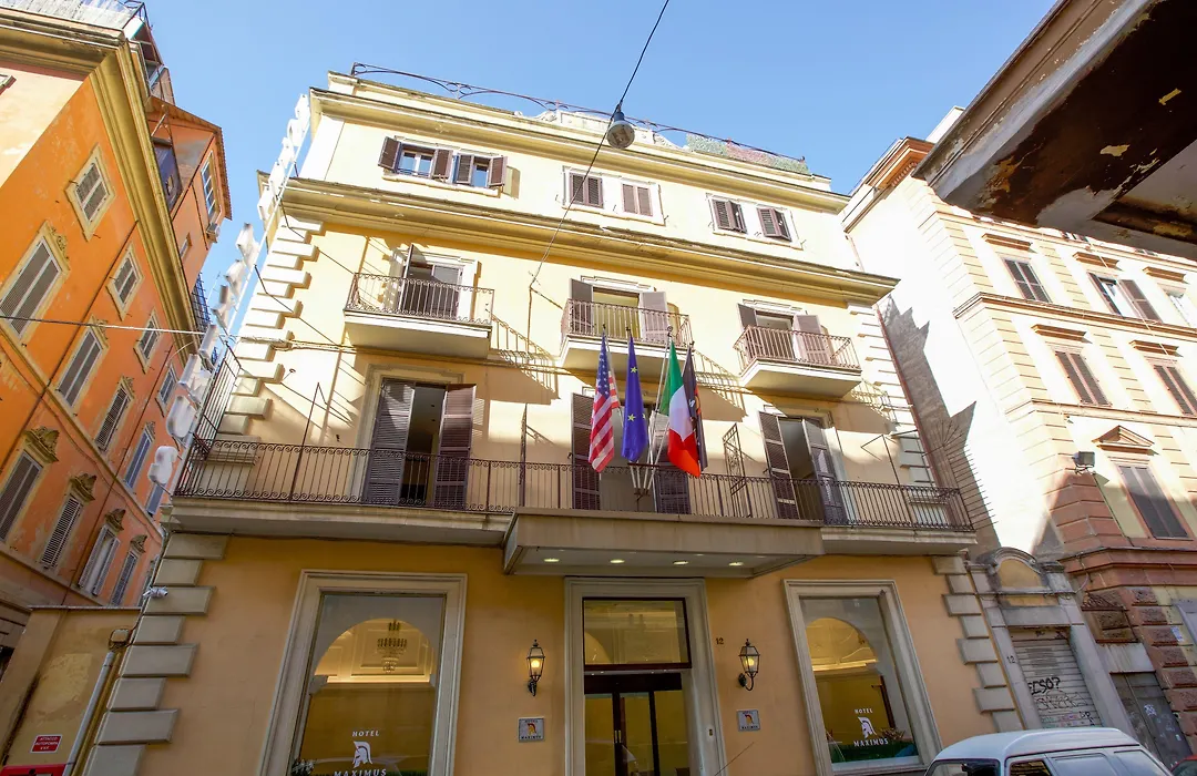 Hotel Maximus-1