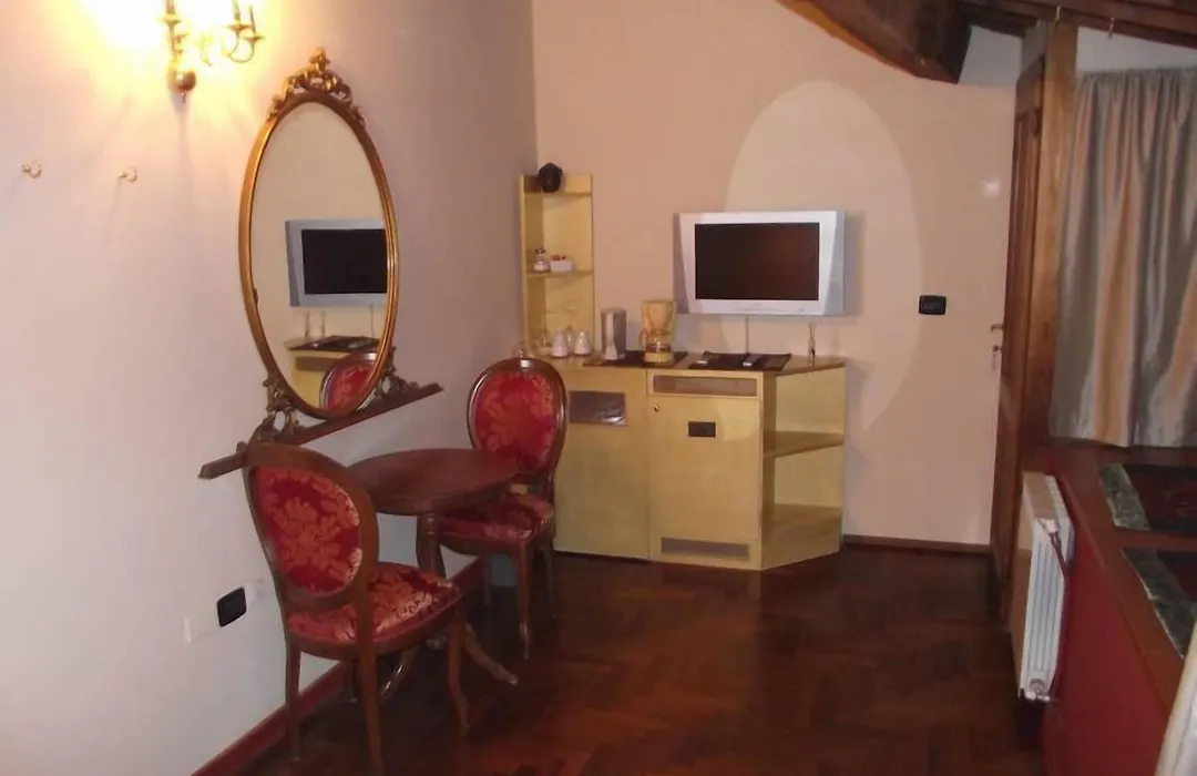 The Black Sheep B&B-1