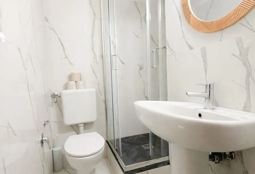 Pied A Terre Barberini-1