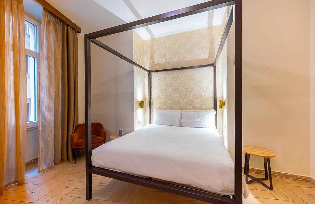 Four Rivers Suites-1