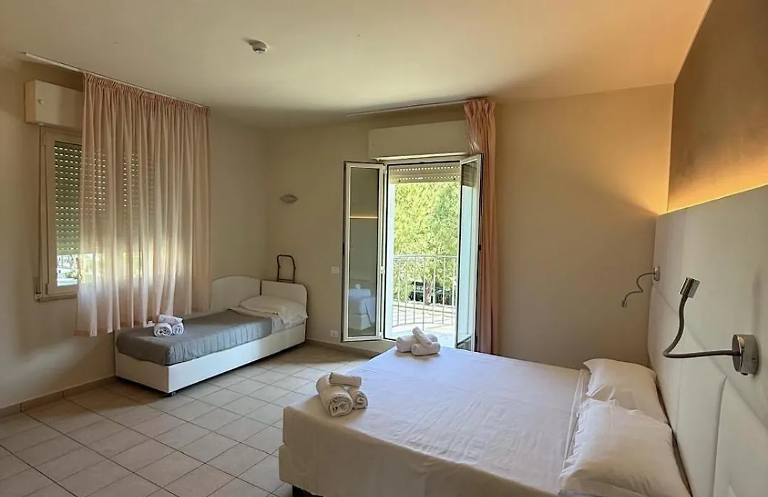 Hotel Villa Maria-1