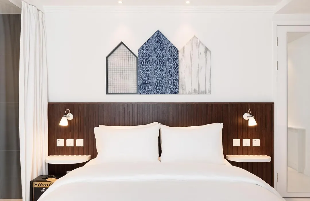 Ruby Zoe Hotel London By Ihg-1