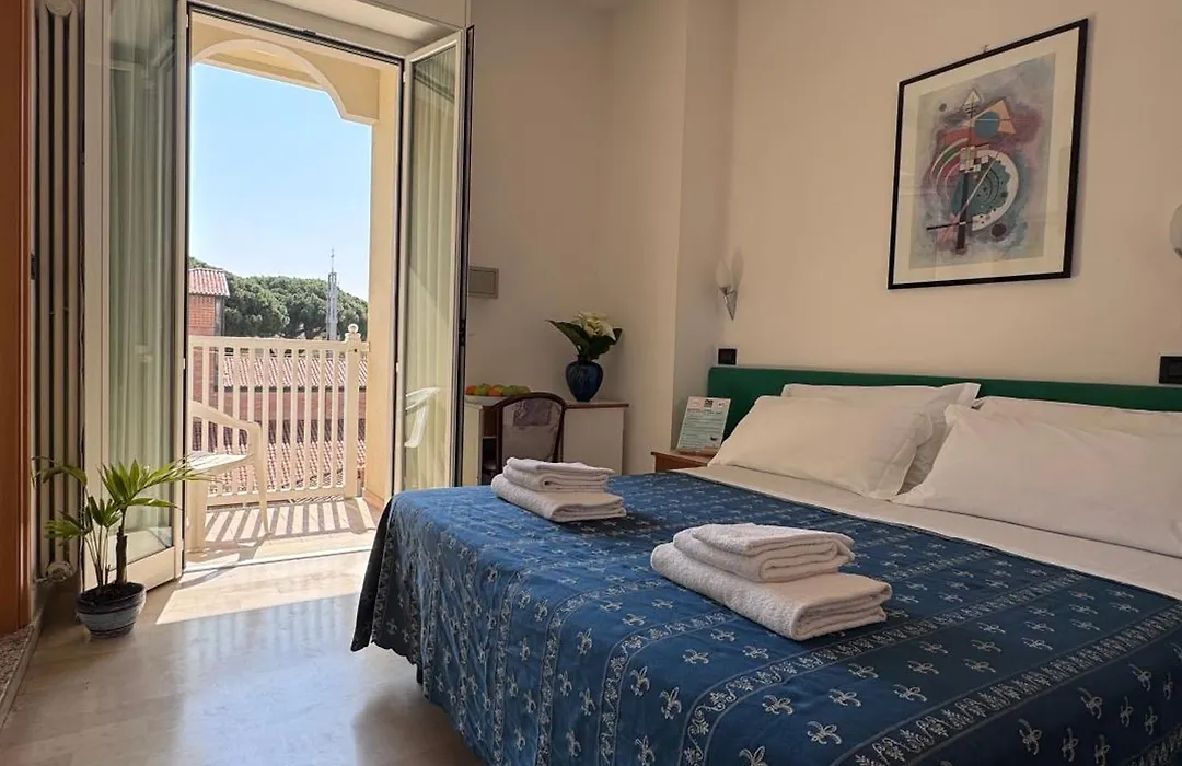 Hotel Kadett-1
