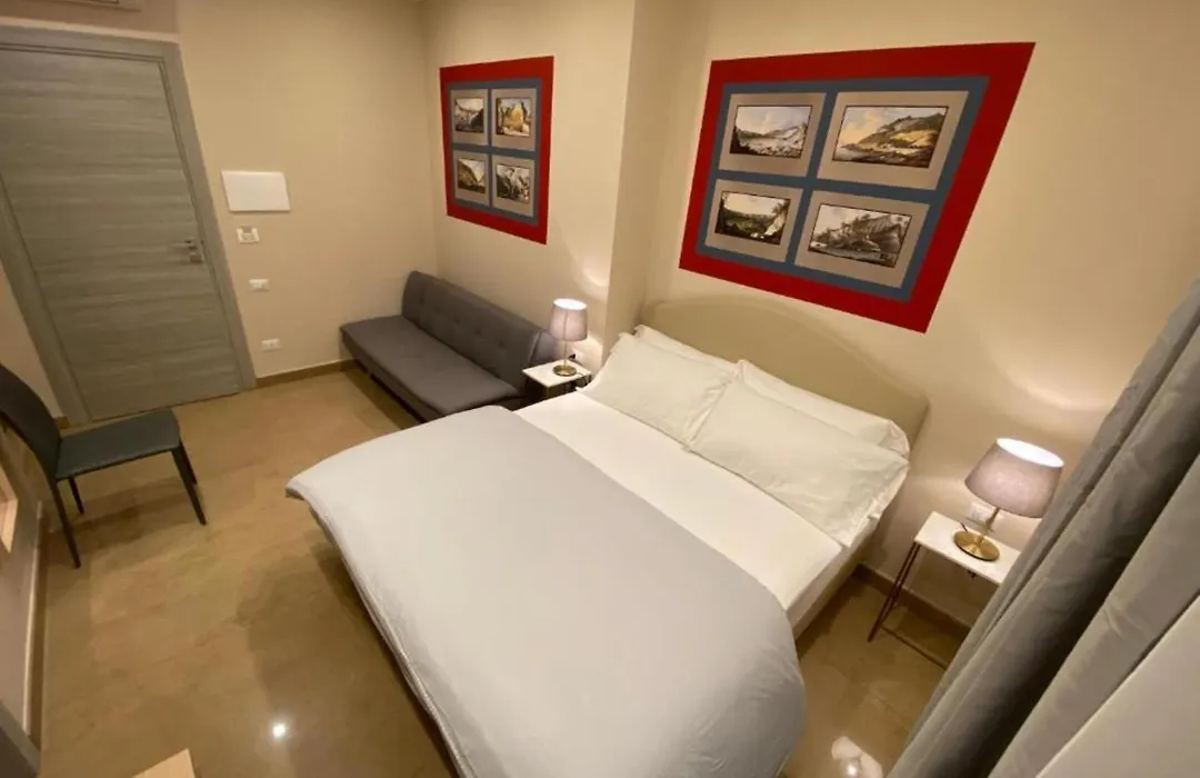Mdc Luxury Rooms Naples-1