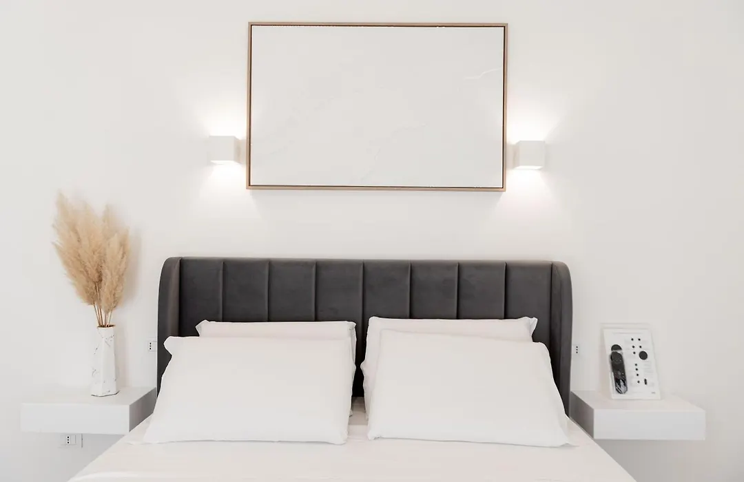 Centoquindici Rooms&Suite-1