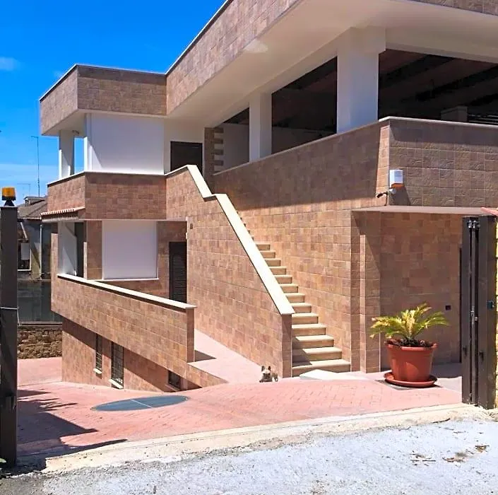 Beb La Lupa-1