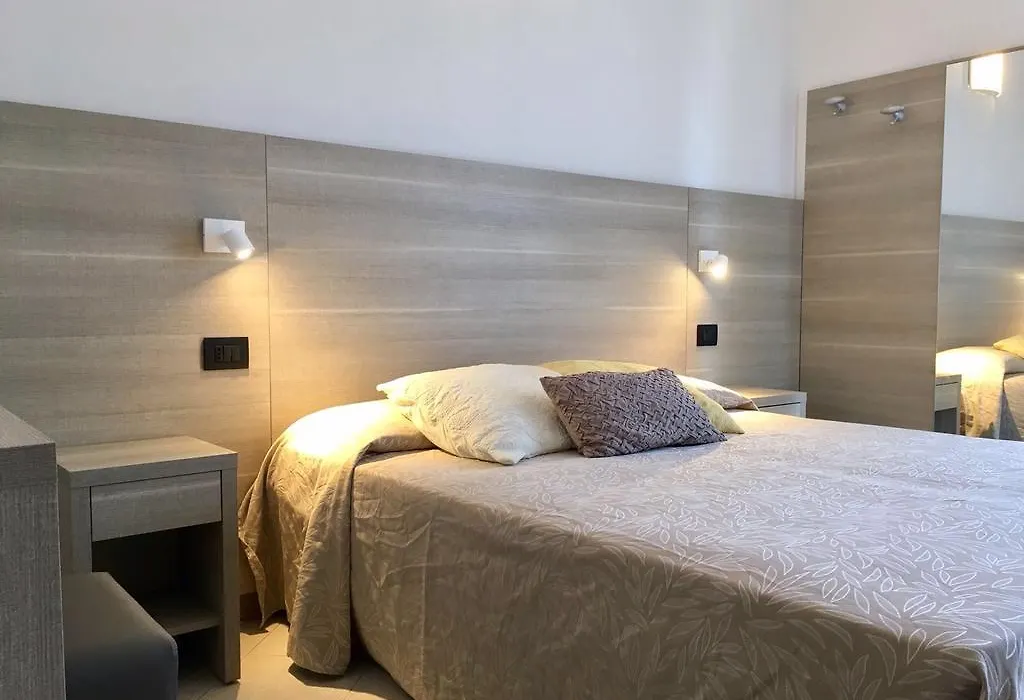 Hotel Daniela-1