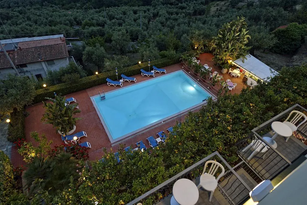 Residence Elvira-1