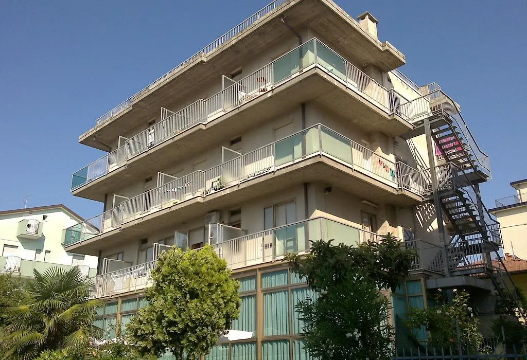 Hotel Elvira-1