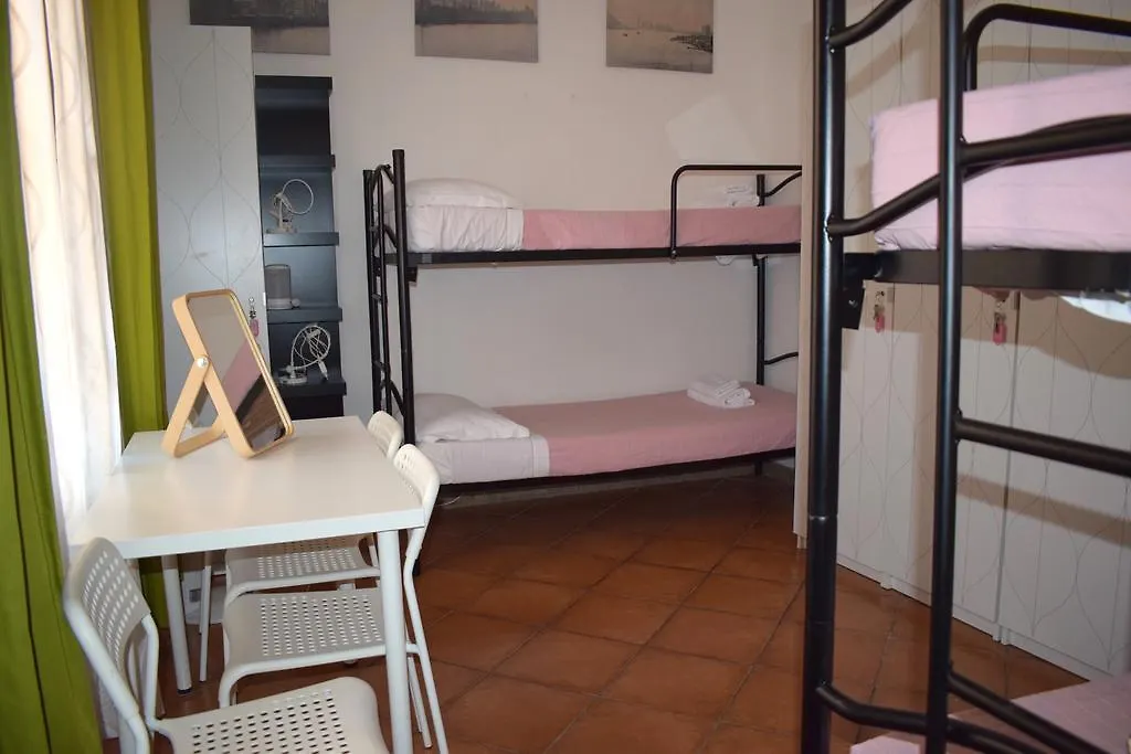 Sandy Hotel-1