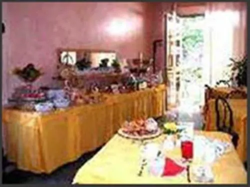 Hotel Moderno-1