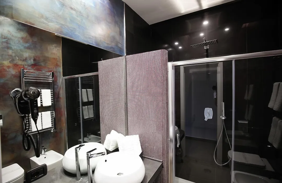 Gramsci Luxury Rooms-1