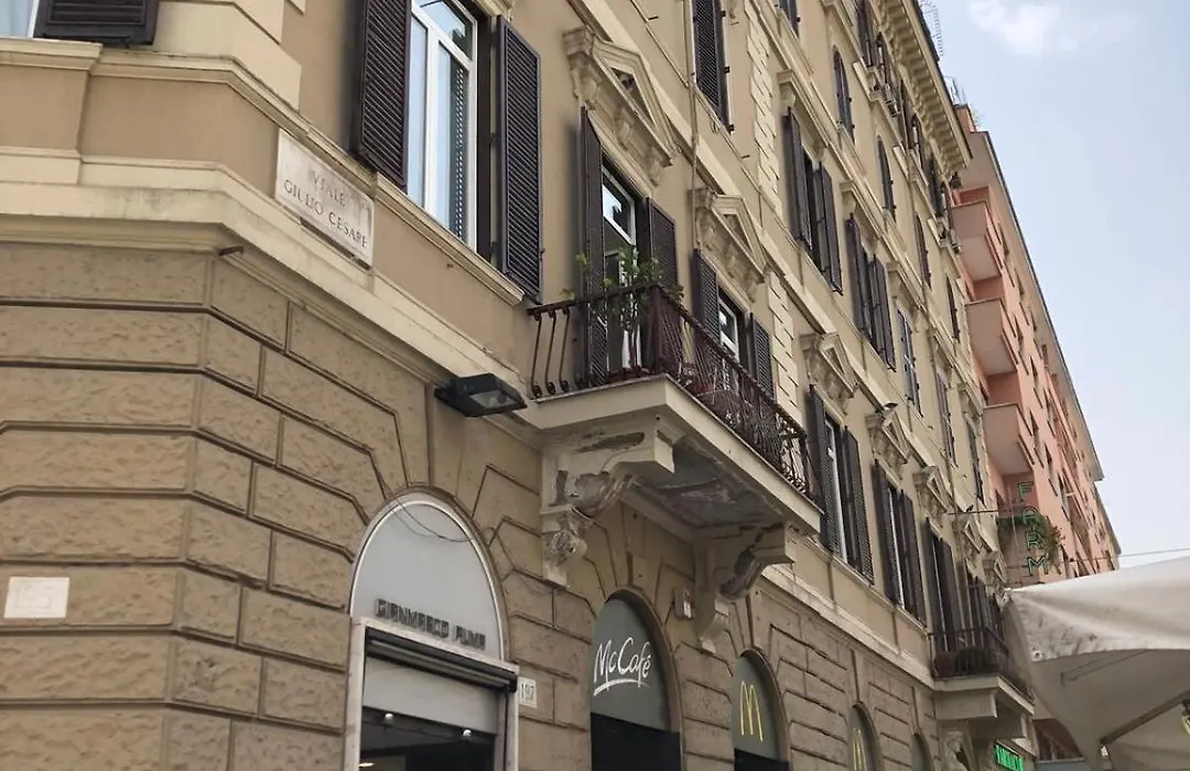 207 Inn-1