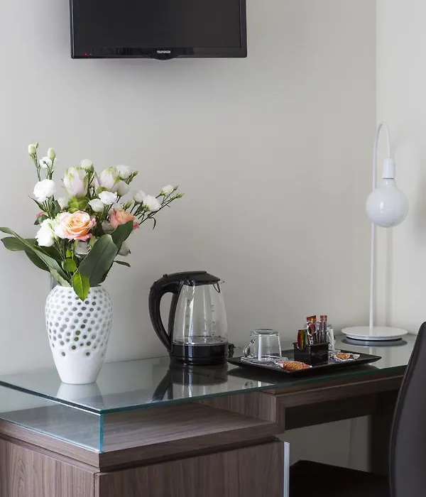 Rhome Suites-1