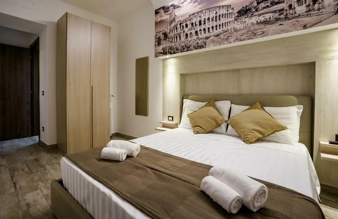 Noemi'S Rooms Guest House-1