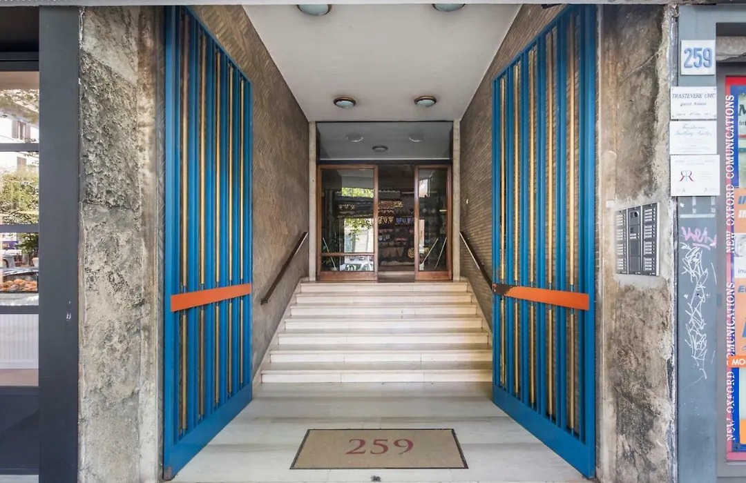 Trastevere Gallery Suites-1