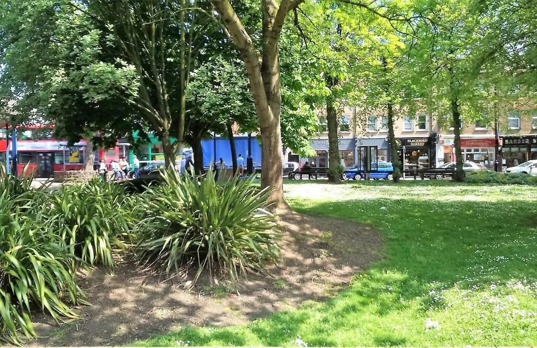 Crystal Palace B&B-1