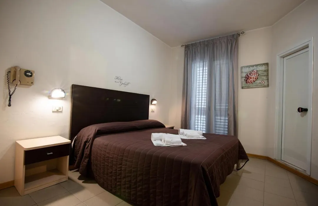 Hotel Vela D'Oro-1