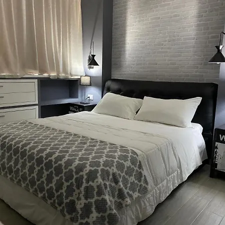 2B Fifteen Floor Suite Napoli-3