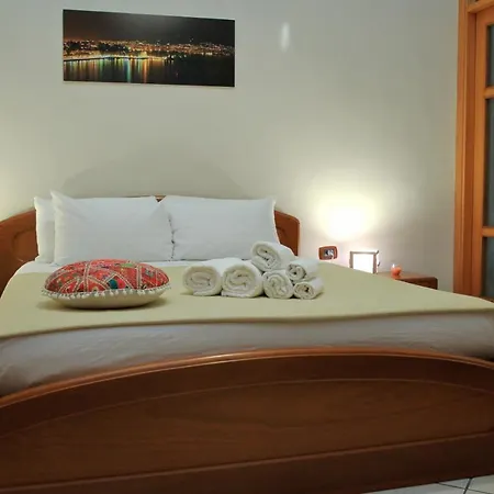 B&B Mitilini Central Station-3