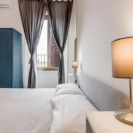 Roma House Piramide-2