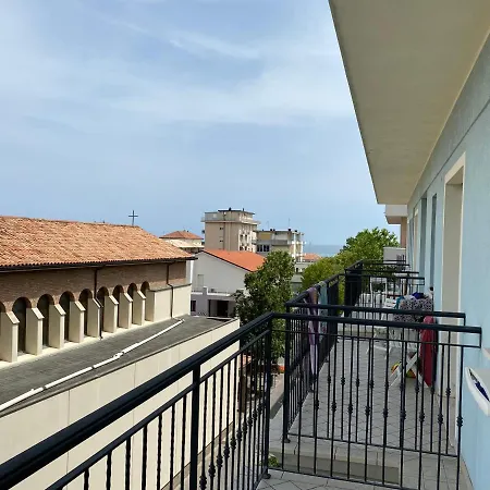 Hotel Capri-3