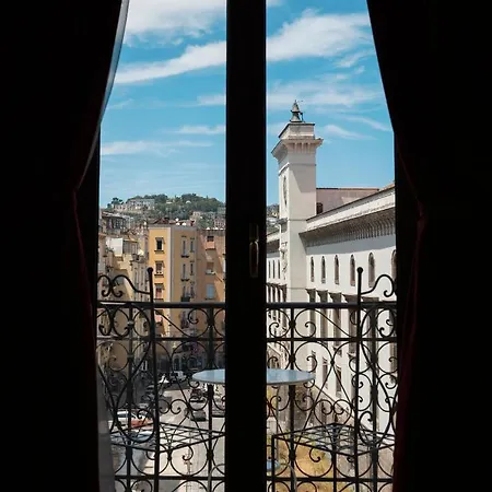 Vico 22 Rooms Napoli-3