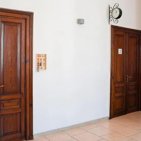 Vico 22 Rooms Napoli-2