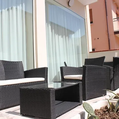 Hotel Marina-2