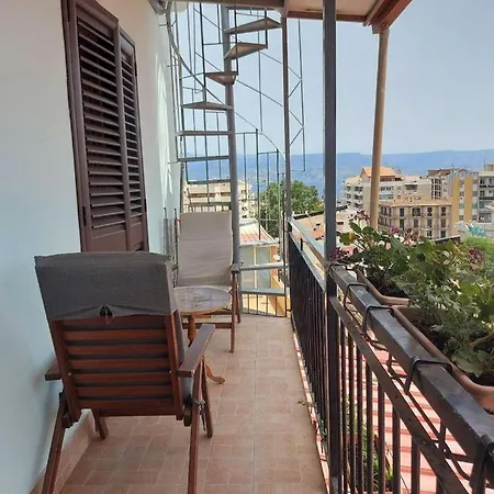 House Costa-2