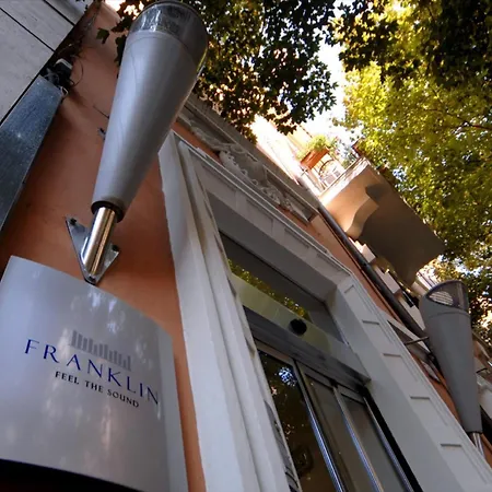 Hotel Franklin Feel The Sound-2