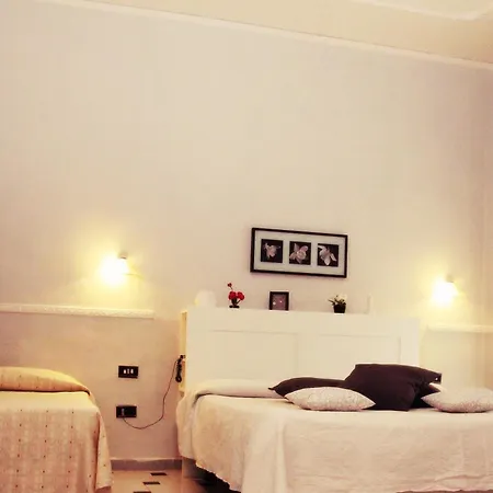 Hotel Luna Rossa-2