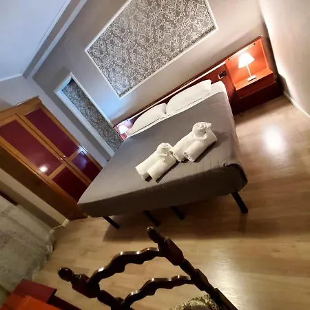 Hotel Fedora-3