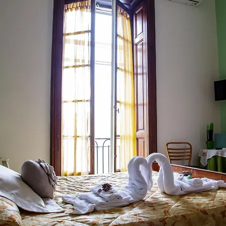 Parthenope'S Home-3