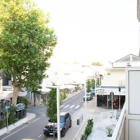 Hotel Astor Riccione-3