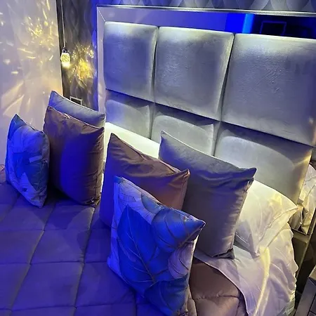 C3 Luxury-2