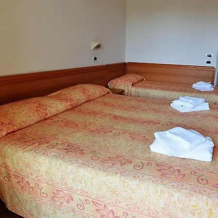 Hotel Bamar-3